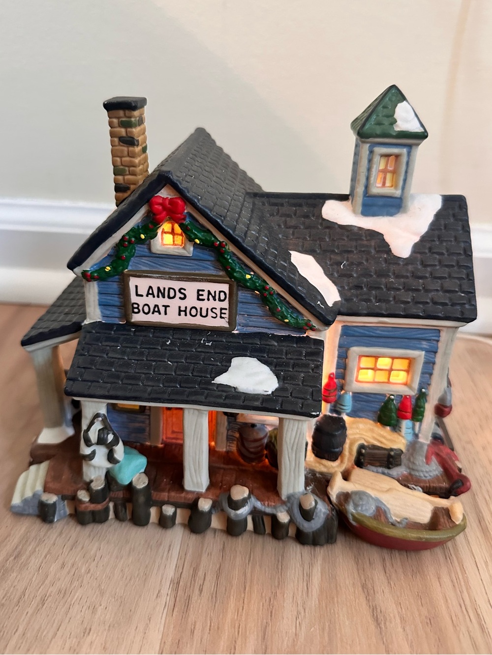 Dickens Collectables Towne Series Lighted Grocery Store Christmas Village